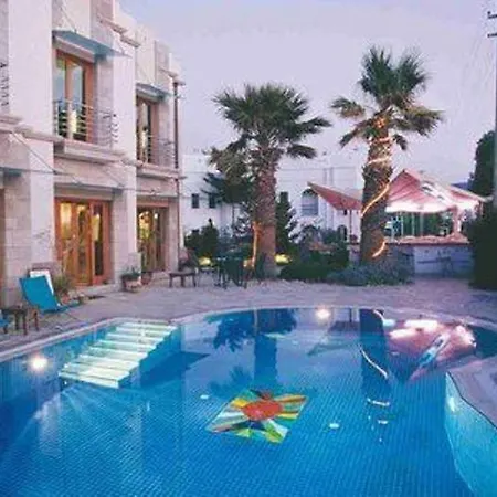 Hotell Maira Beach 4*