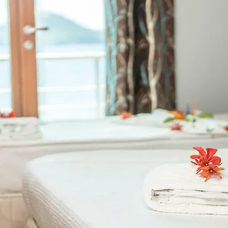 מלון Maira Beach בודרום