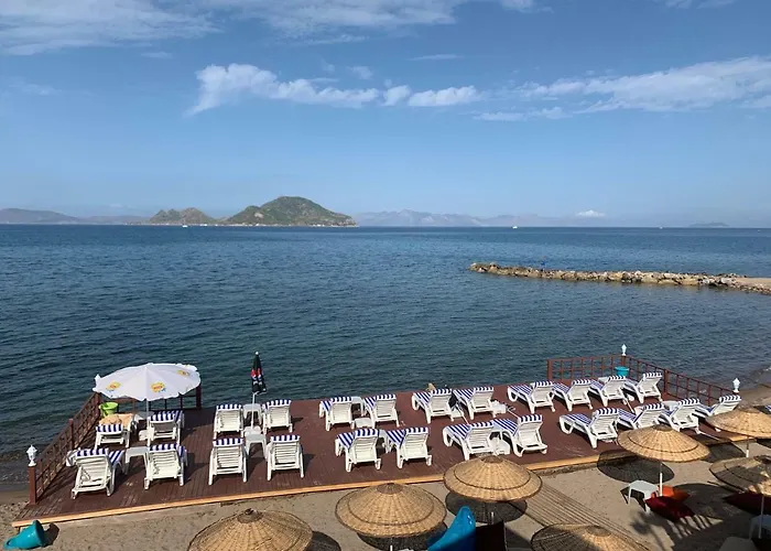 Maira Beach Hotel